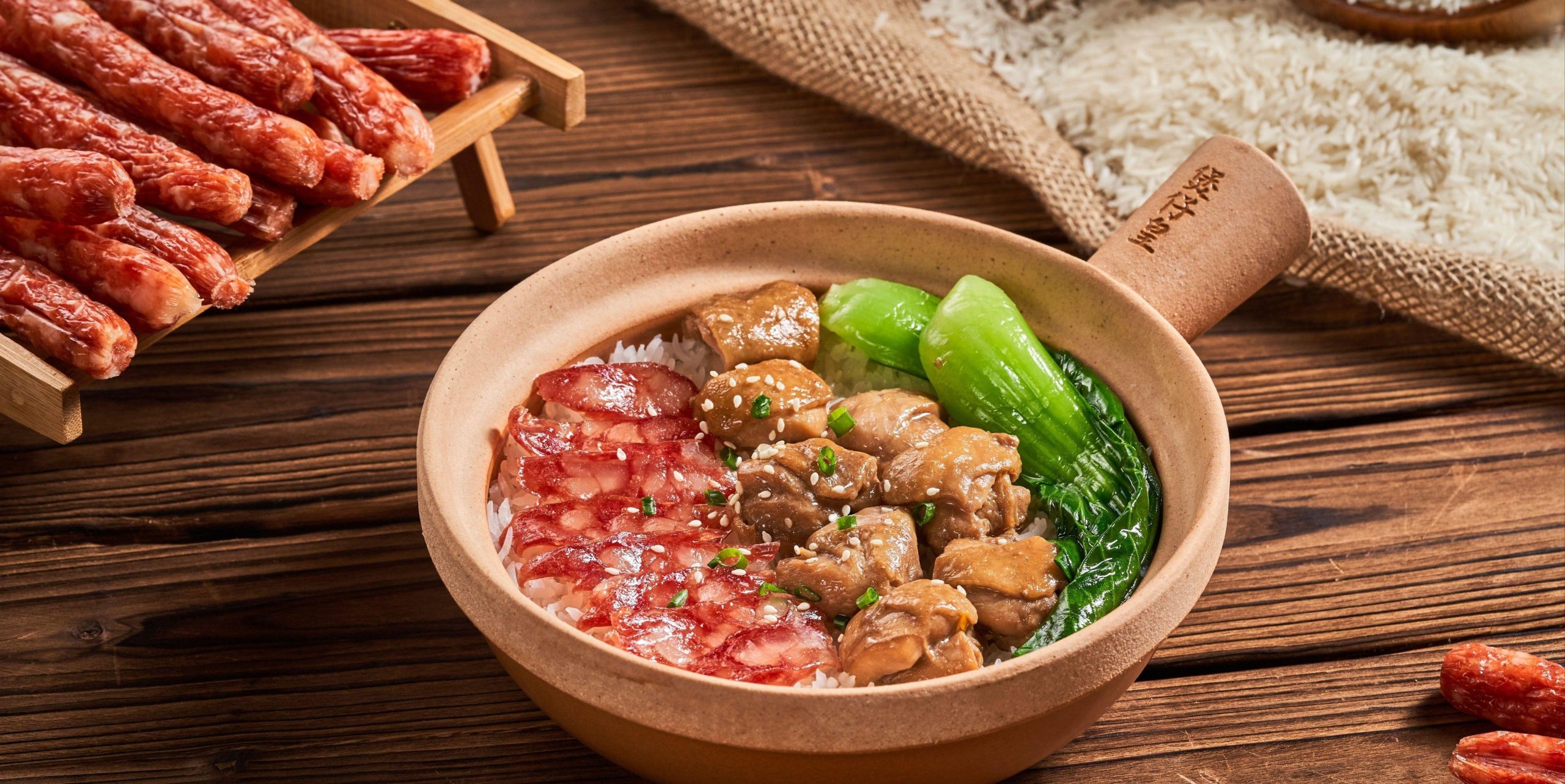 300家门店的高效扩张：煲仔皇如何让管理跟得上、成本降得下、协同不脱节？